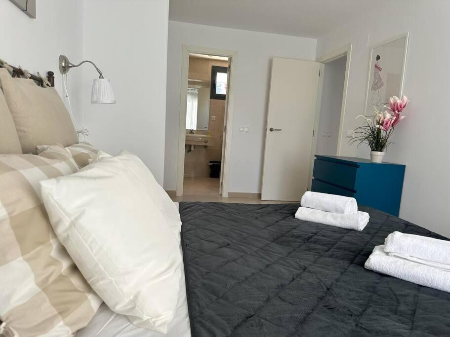 Cala Alta Modern Apartamento *